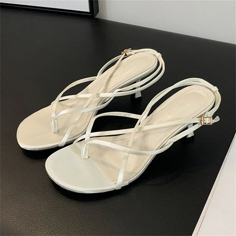 Eilyken Clip Toe Buckle Sandals - Thin Low Heels Casual